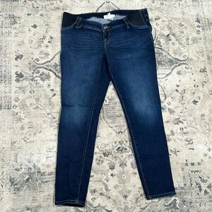 Maternity skinny jeans
